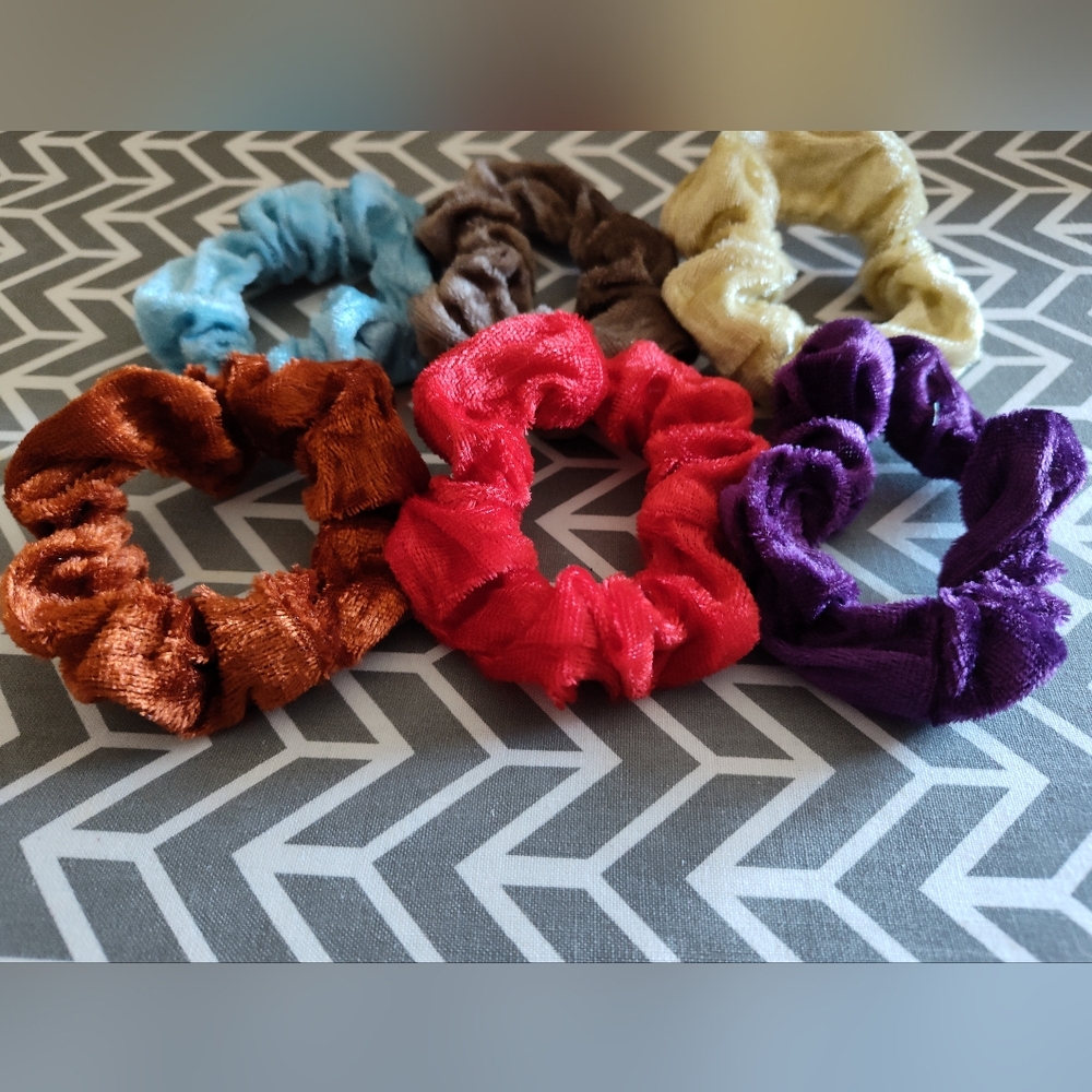 Colorful Velvet Scrunchies Set